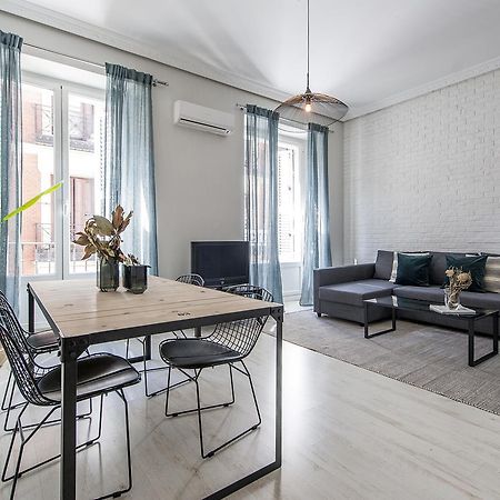 Plaza De Cibeles Apartment Madrid Ngoại thất bức ảnh